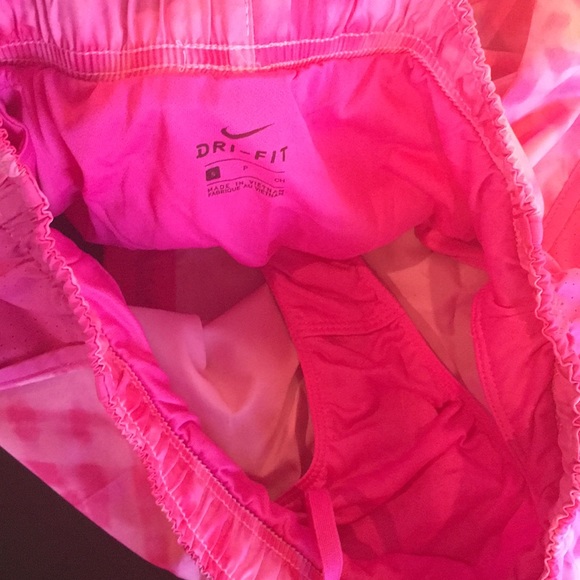 Nike Tie-dyed Dri-Fit Running Shorts Pink - Picture 7 of 7